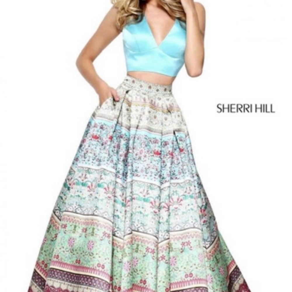 Sherri Hill NEW sz 4.